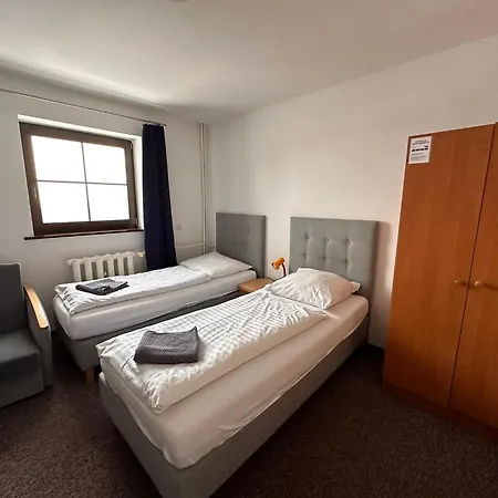 Resort Straszny Dwor *