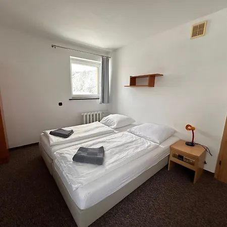 Straszny Dwór Ośrodek wypoczynkowy *