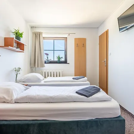 Resort Straszny Dwor *