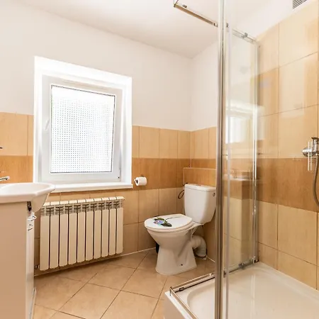 Resort Straszny Dwor *